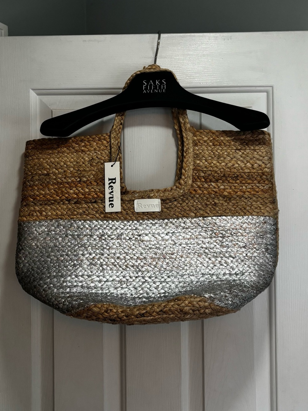 😎NWT Two-Tone Straw Tote Bag in Natural and Silver